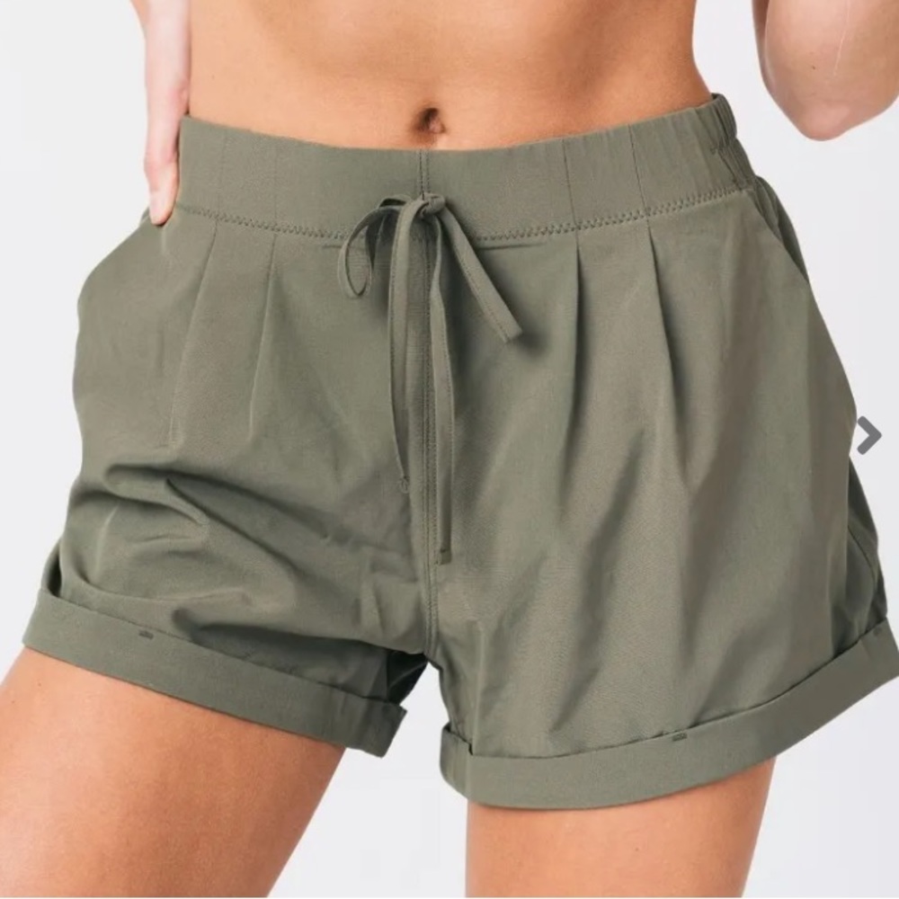 Zyia Olive Summer Shorts size small